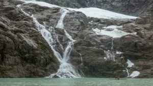 Unterhalb des gigantischen Gletschers Ventisquero Hermann